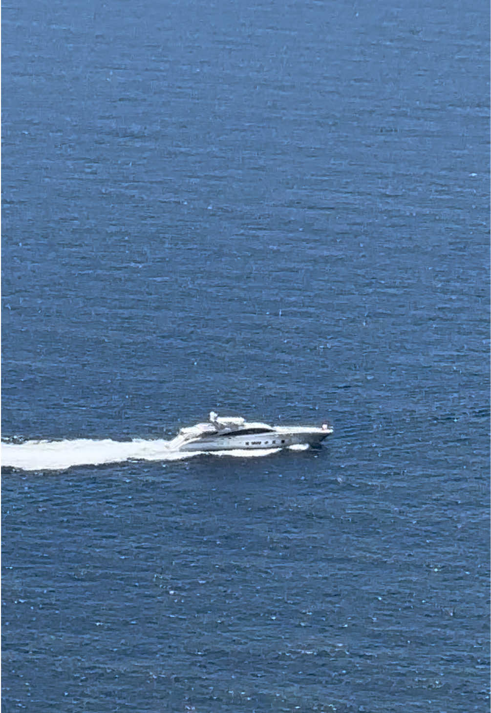 @yachtingwithcarla