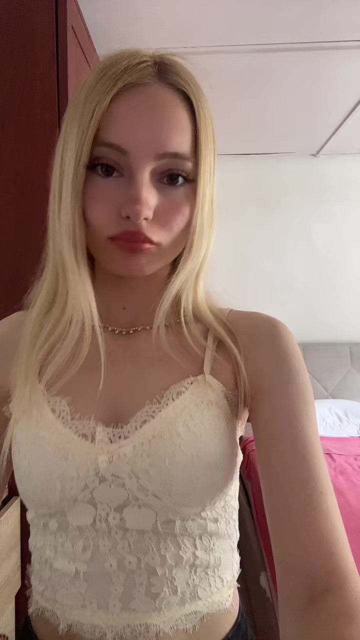 @Ayşenur