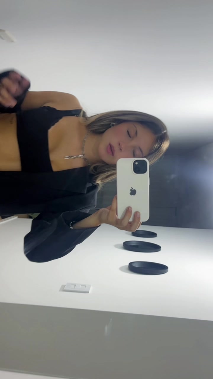 @abru