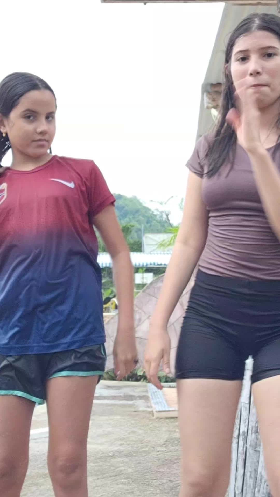 @Isabella
