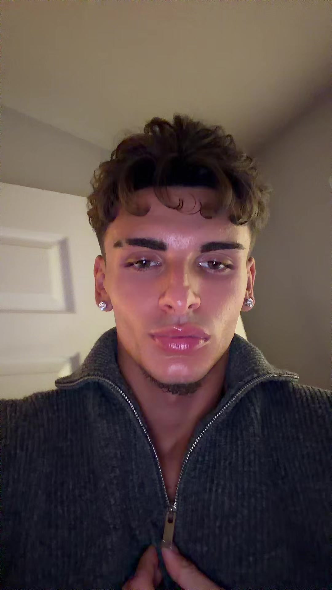 @chris.nikoo