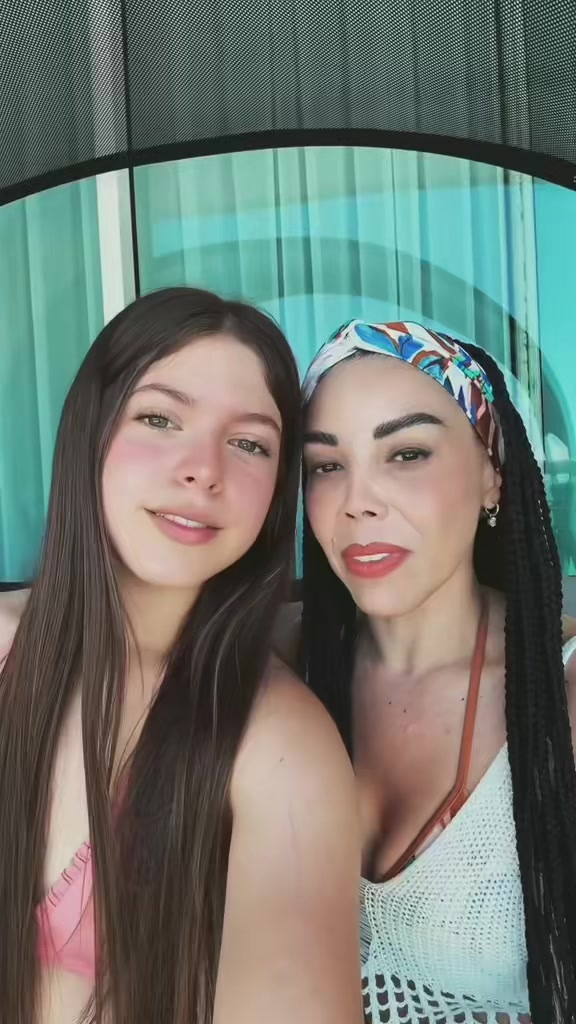 @Ivana y Nina