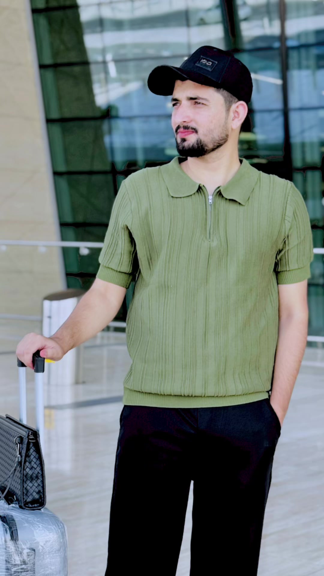 @𝙉𝙤𝙈𝙞🇵🇰