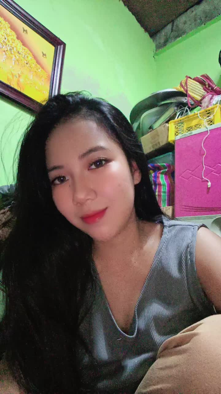 @Ems_