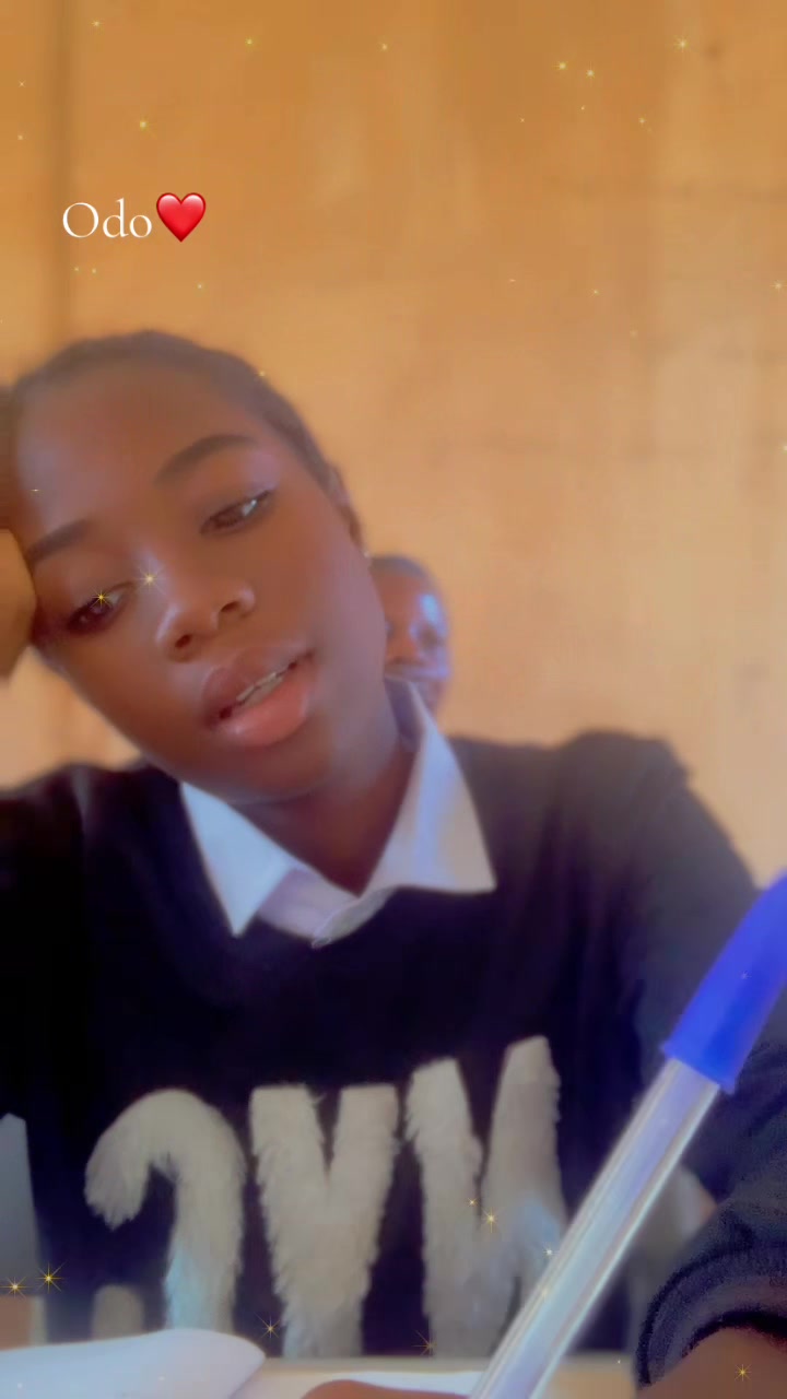 @adwoabae15