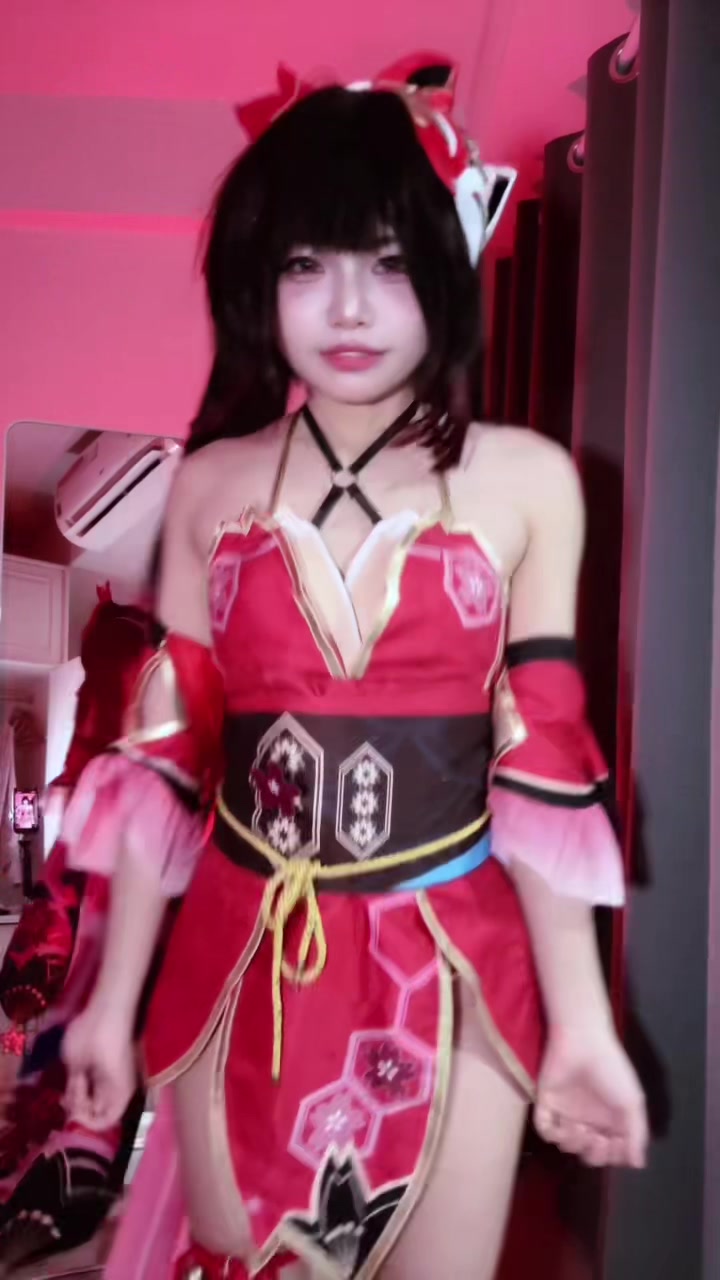 @mameowmomo_