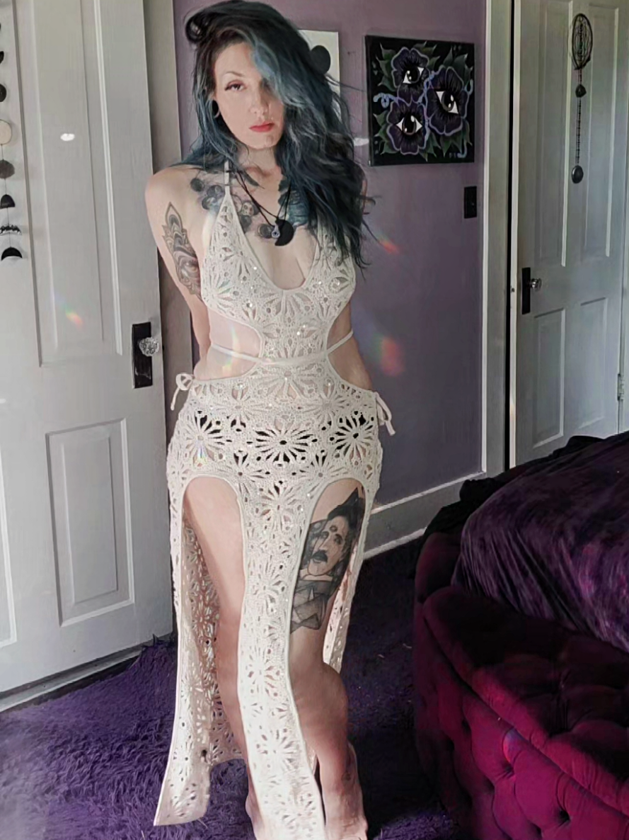 @HollyBorealis🌌