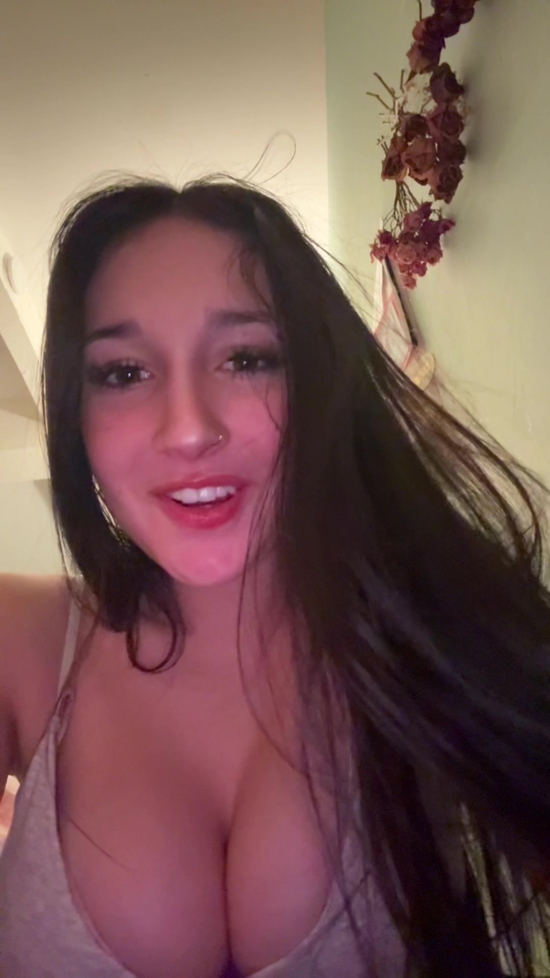 @cutehotamazinggirl