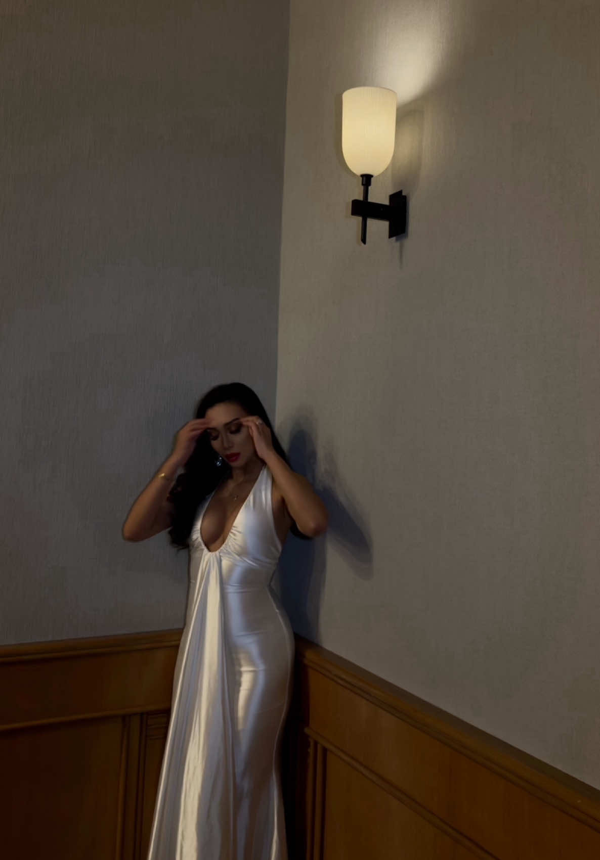 @adelinehokulani