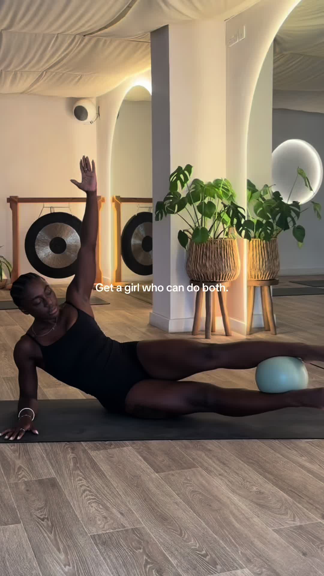 @Isley | Pilates Instructor