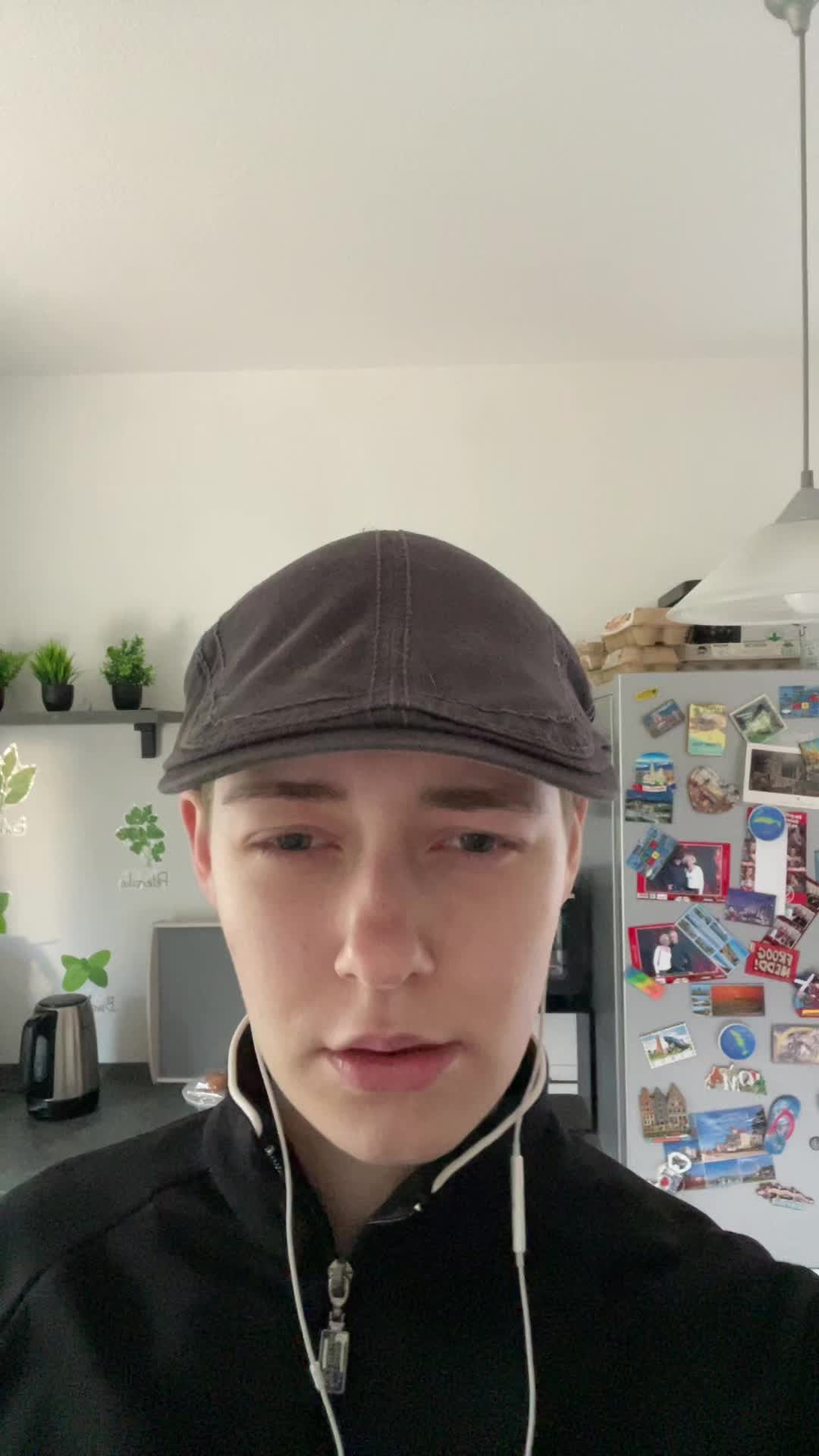 @𝕷𝖊𝖛𝖎