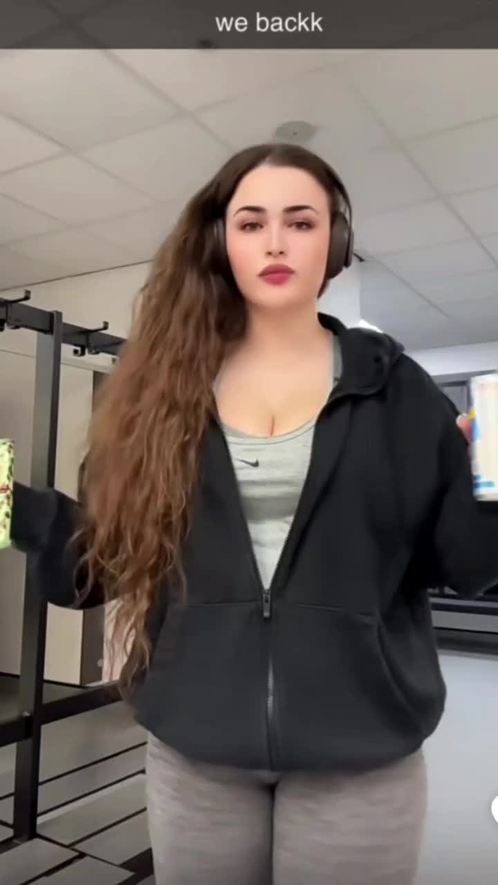 @yaszbari