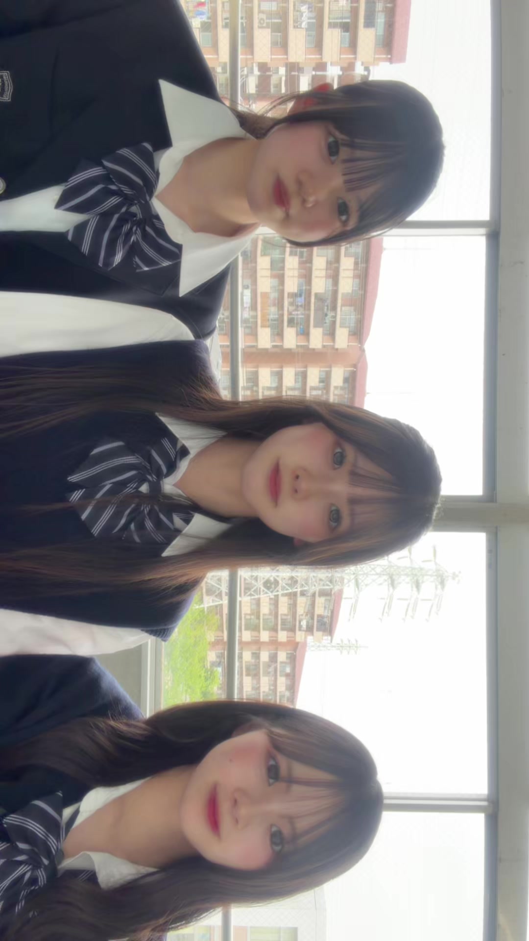 @ひまり