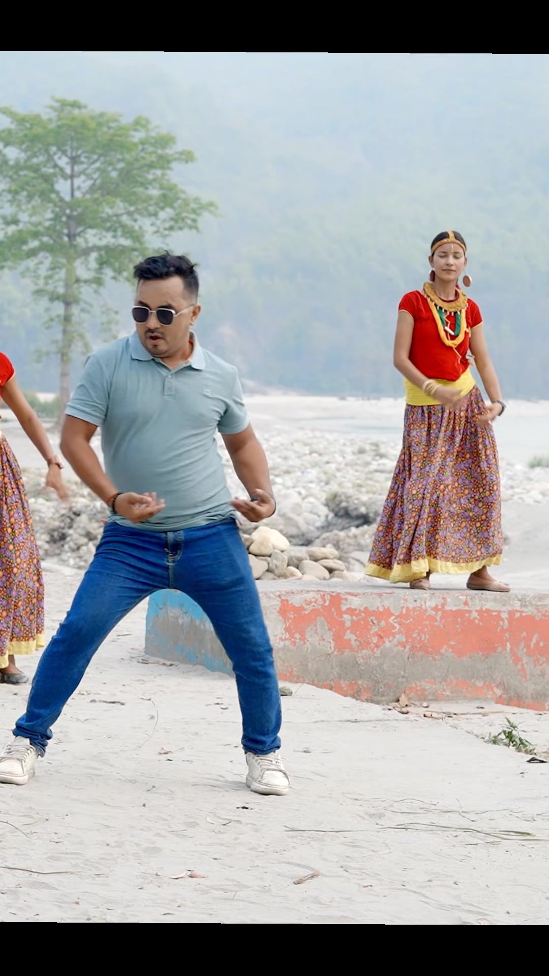 @RAMESH BIJULI BC ( निर्देशक )