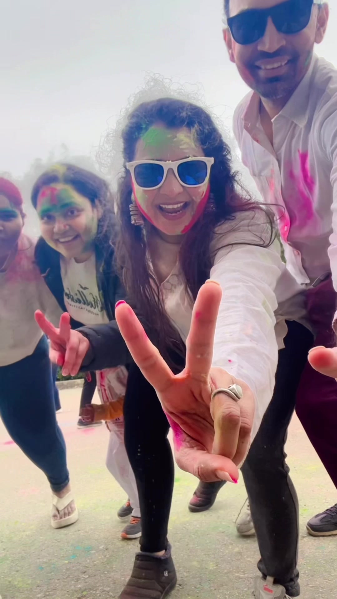 @(nidhzazz) Dr. Nidhi Joshi