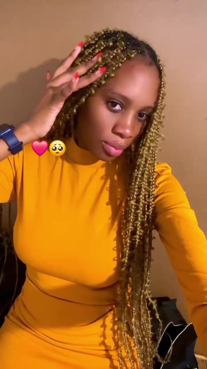 @Cindy🍒🇳🇦