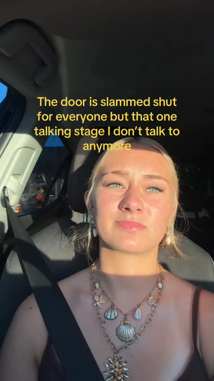 @Isa🔔a