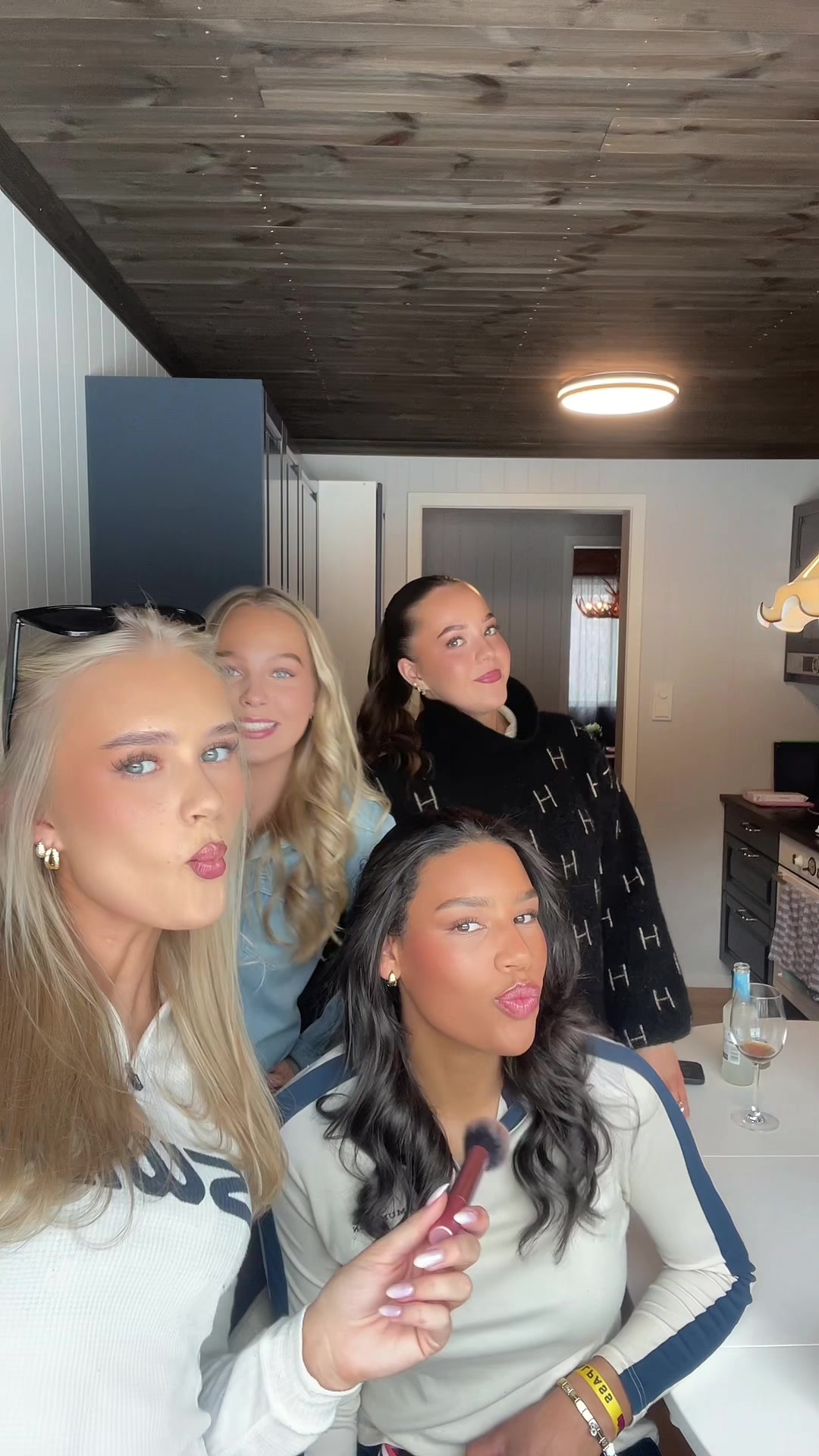 @tirilbjoroy