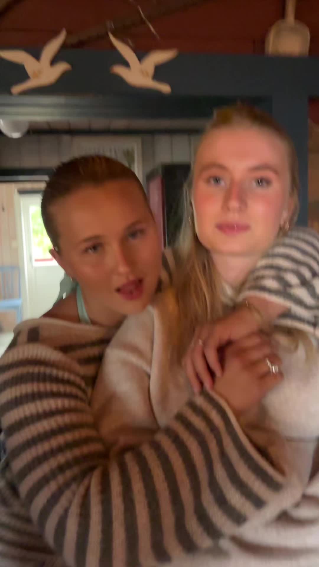 @Emmi