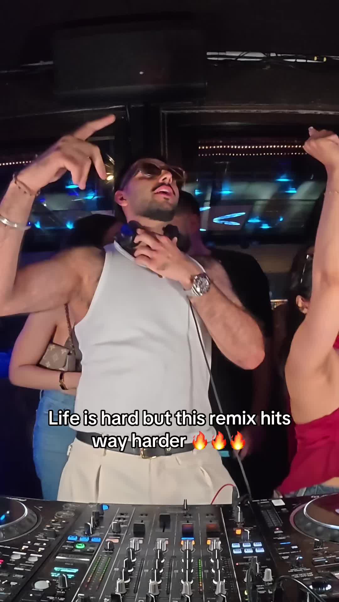 @OfficialGunni