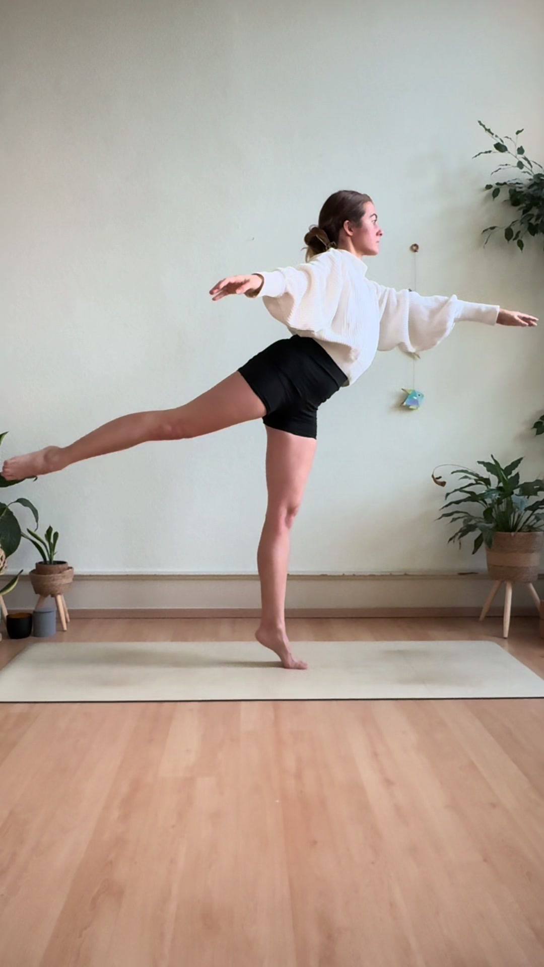 @Marla Moon Yoga ๐