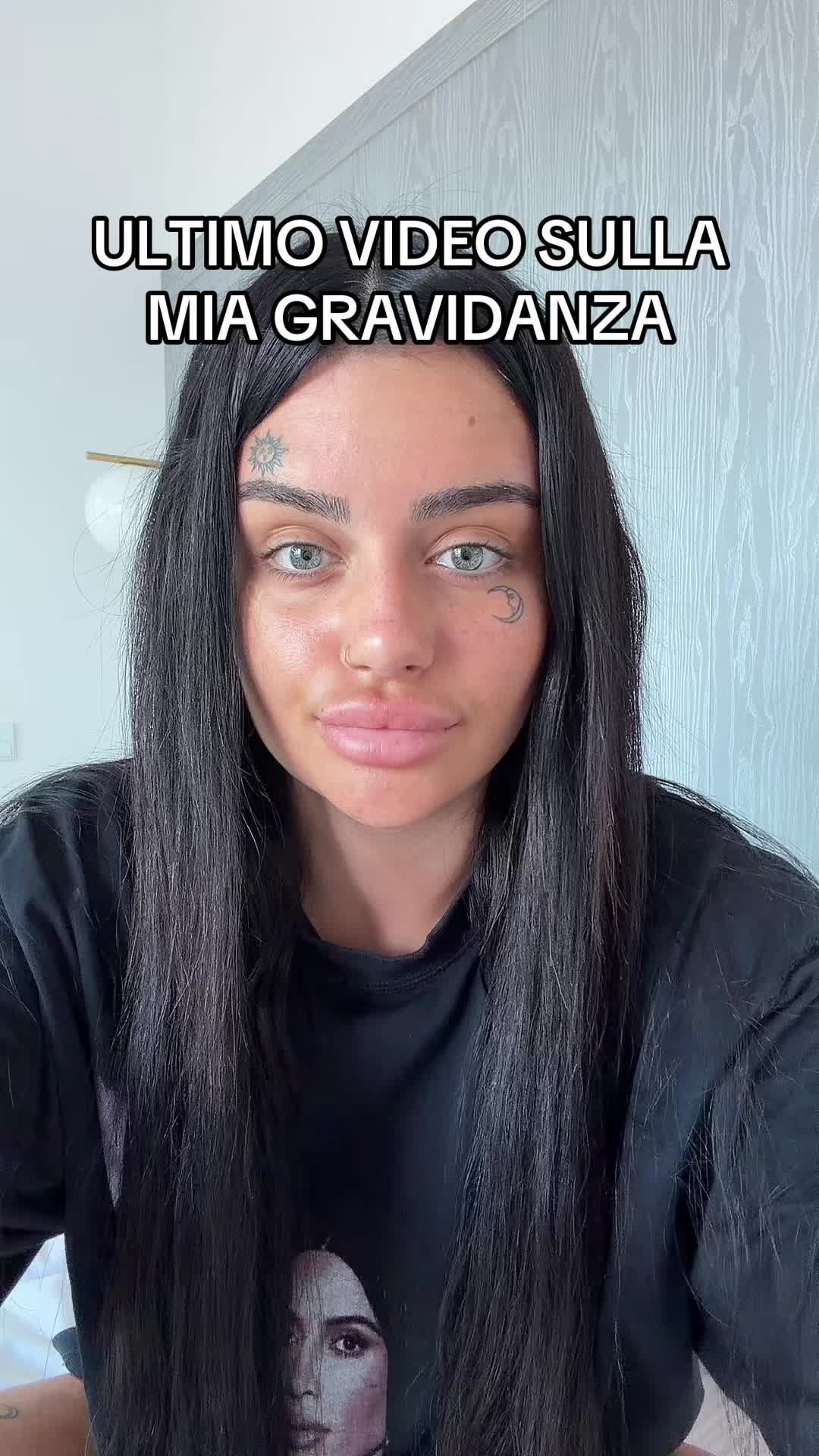 @𝐕 𝐈 𝐓 𝐓 𝐎 𝐑 𝐈 𝐀