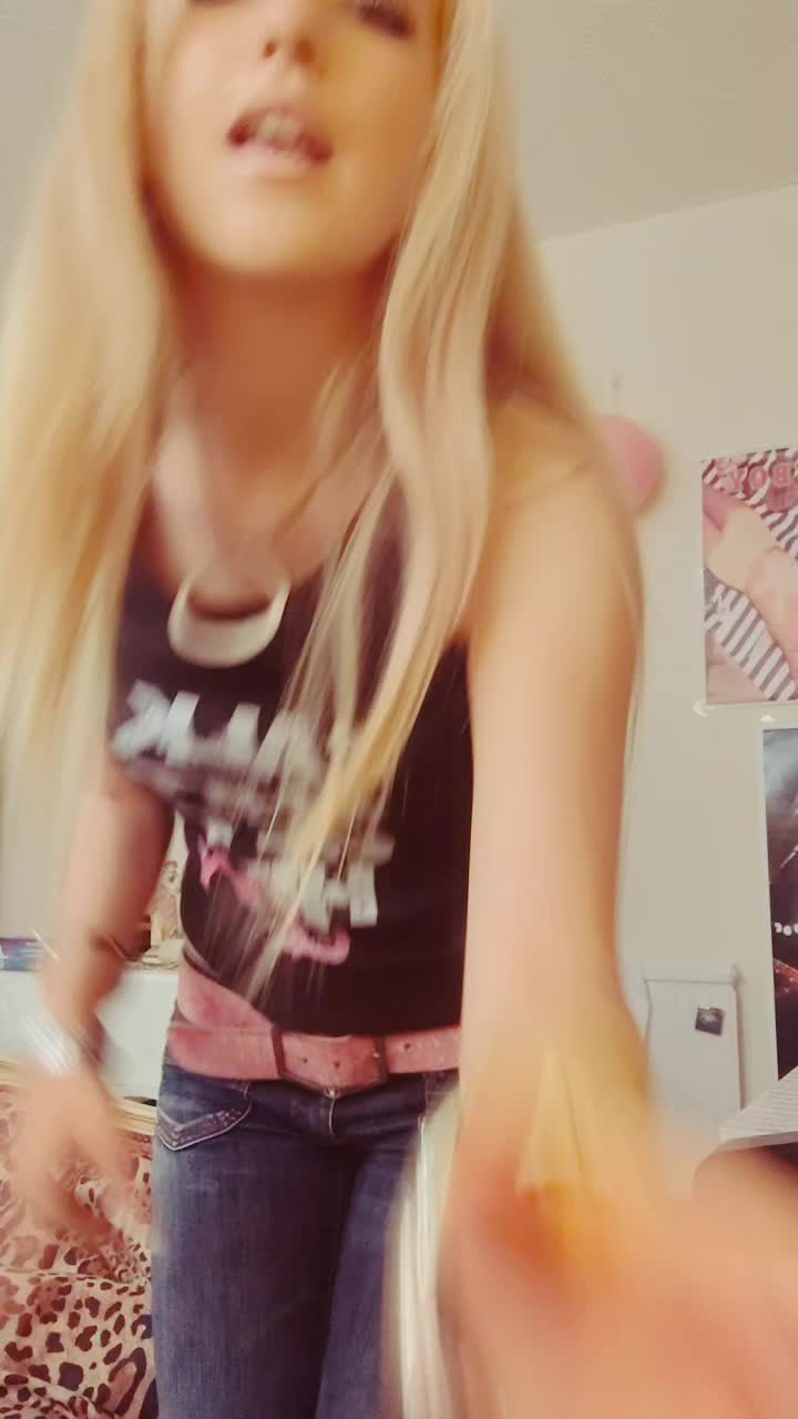 @tr4shywrld