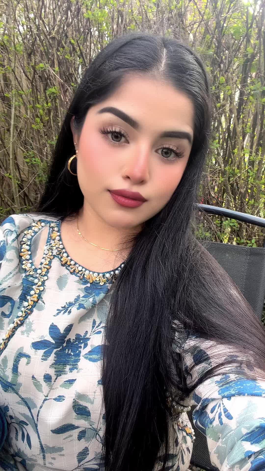 @QUEEN👑