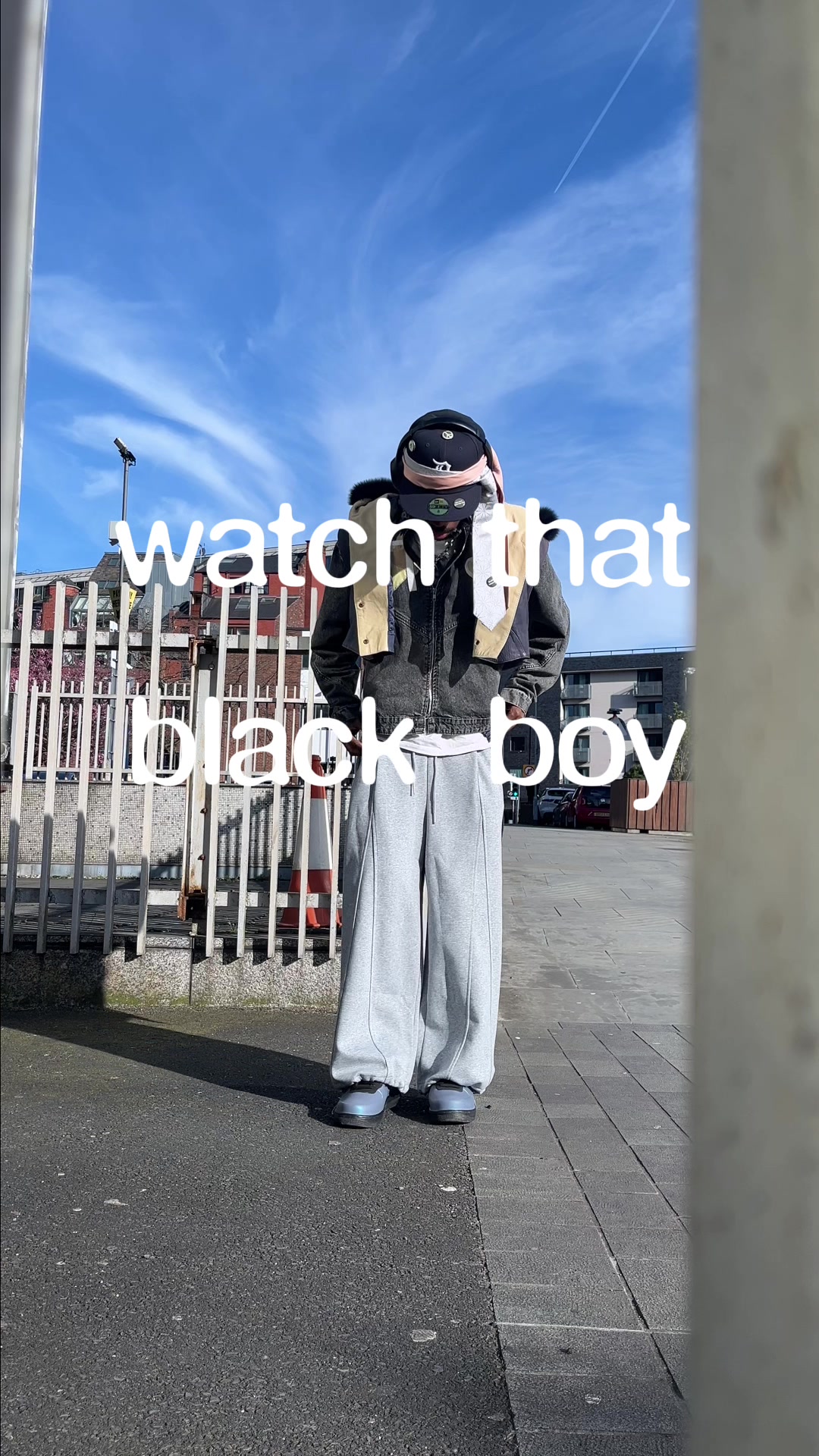 @ByRii (r-eye)🗣️