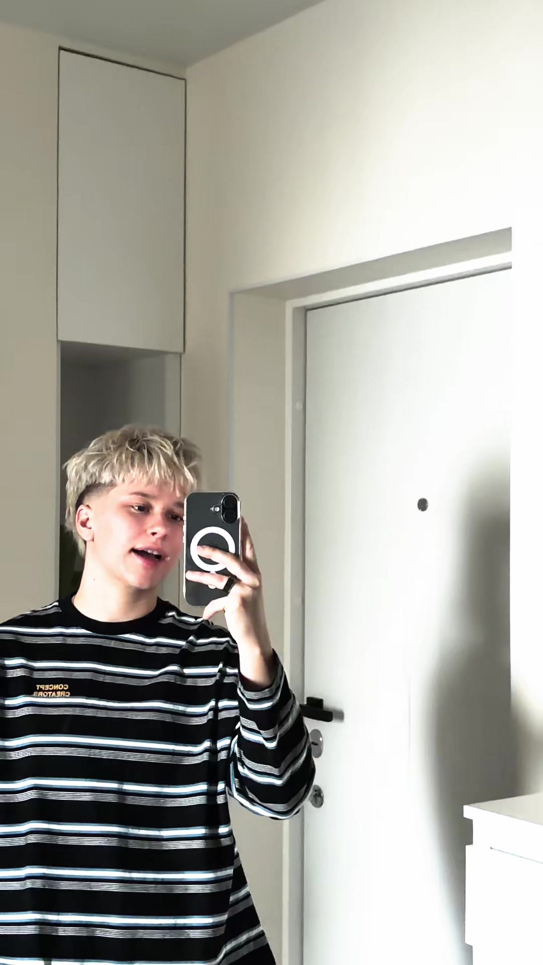 @˞˞