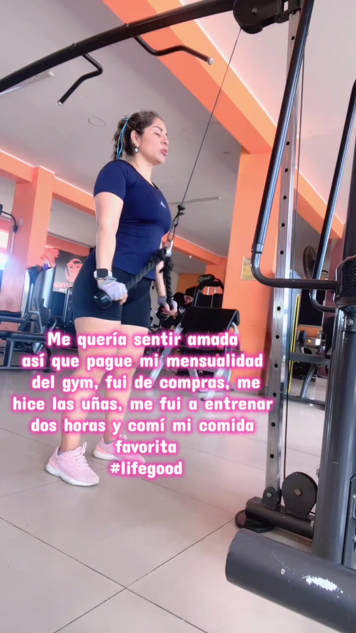 @Mía Gia 🌈🩷💜