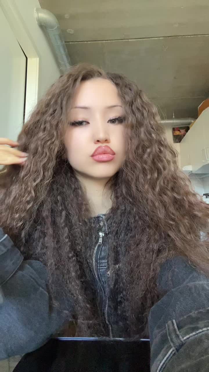 @Royal.at