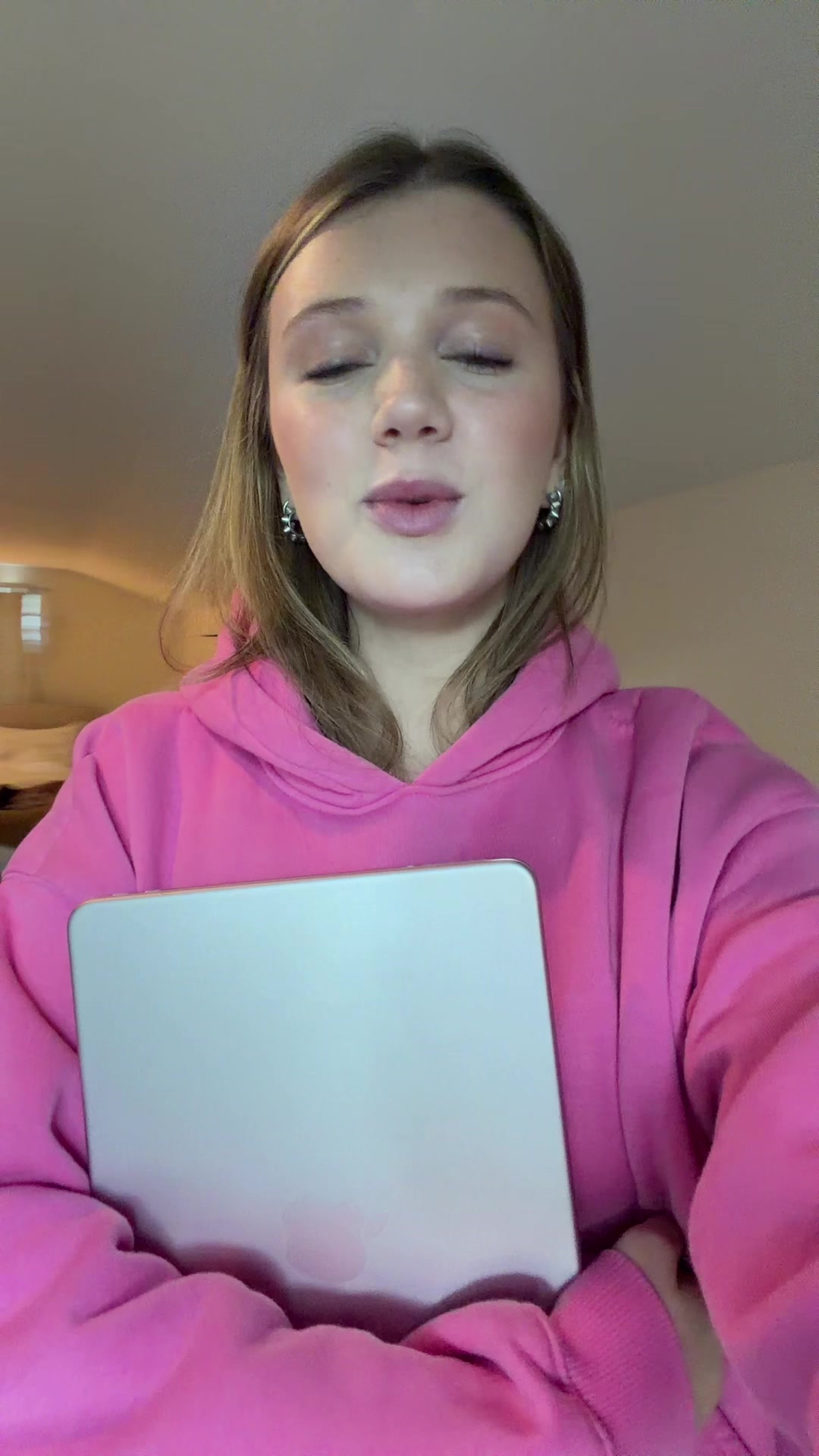 @linnisratsab