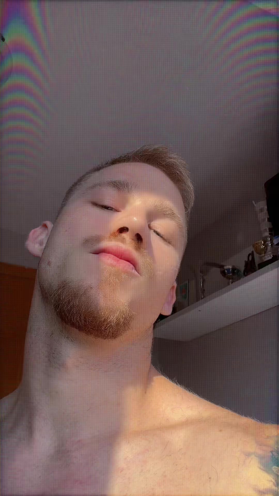 @AleeeX