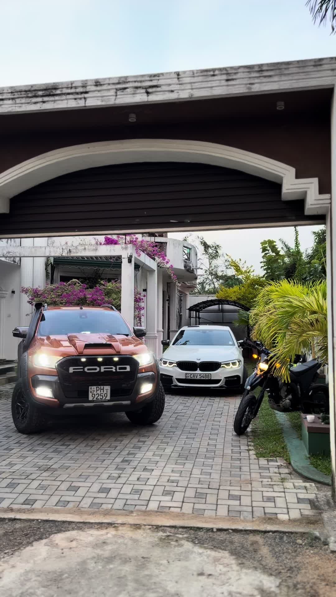 @hussain_hameed 🏎️