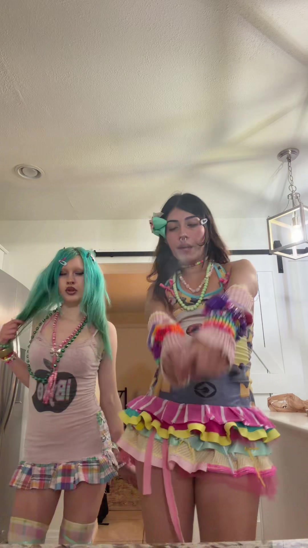 @r3algrl