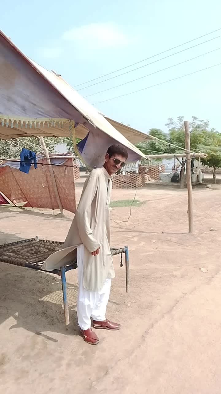 @m Khalid Abbas