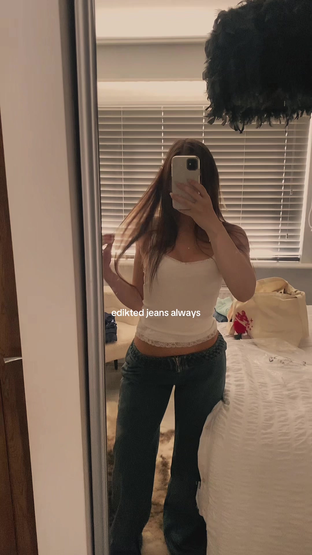 @🦦