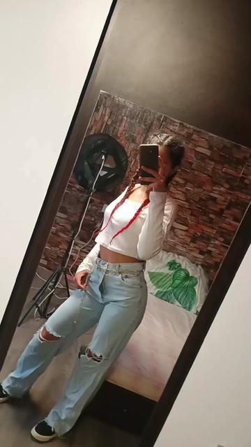 @Alexandra Alle