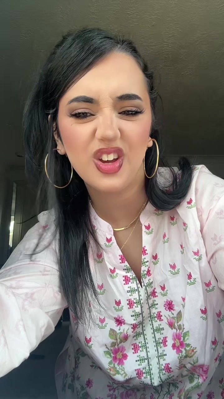 @𝓗𝓪𝓷𝔃𝓲𝓮 🏹
