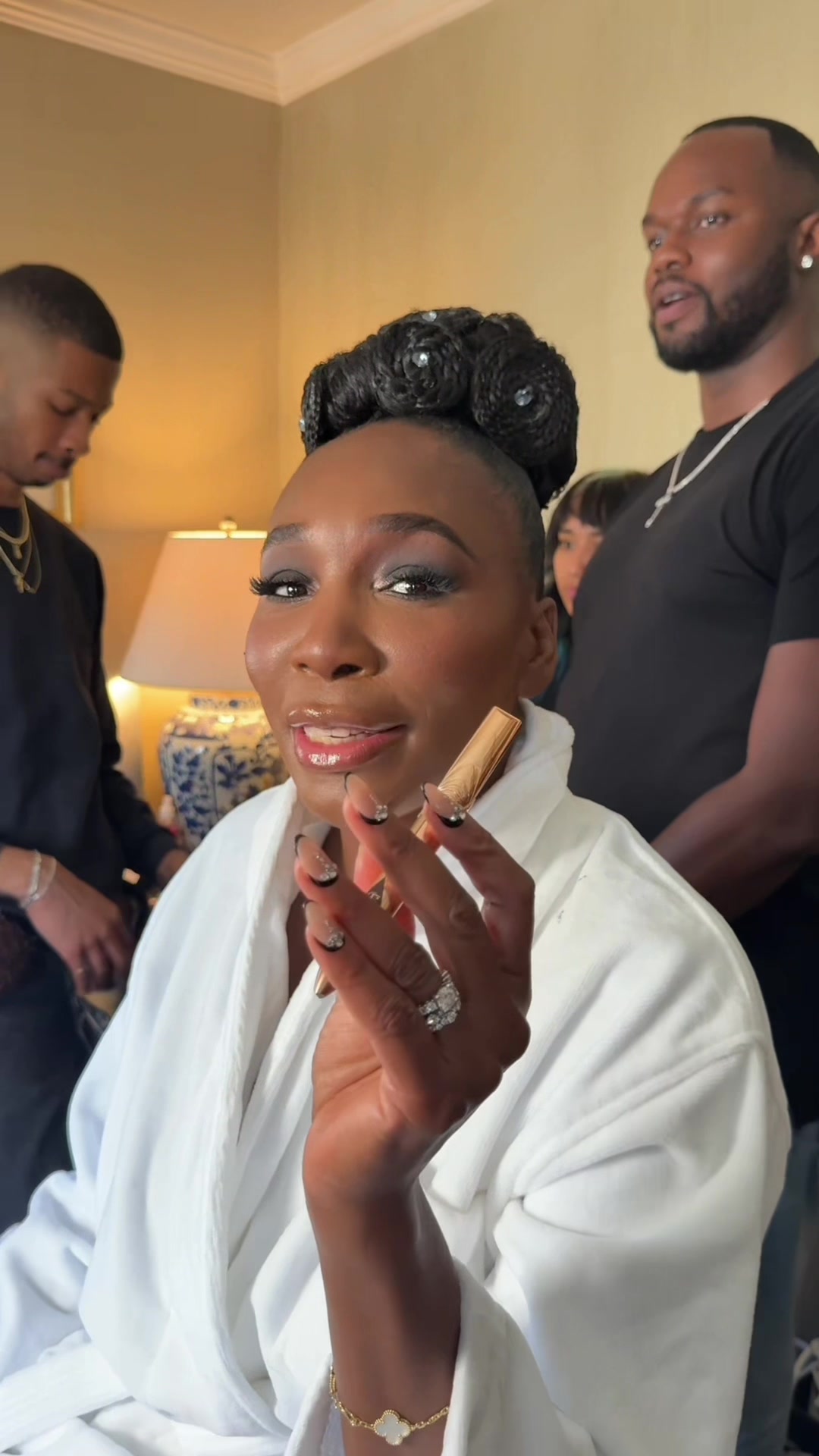 @Charlotte Tilbury