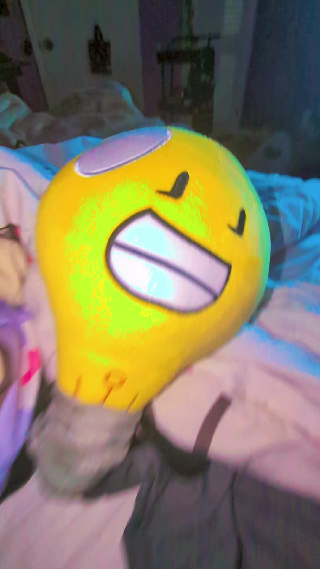 @literallylightbulb