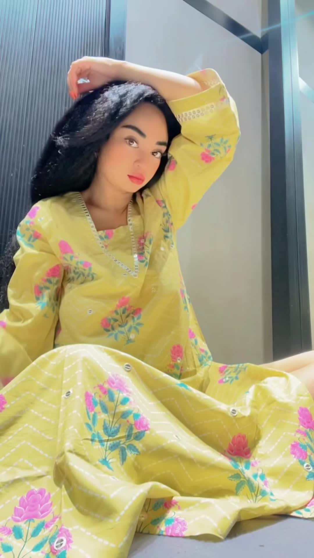 @tuestok