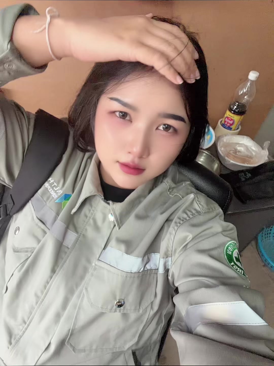 @เนยนี่มักกินโกโก้ (ใหม่)🧋🥰