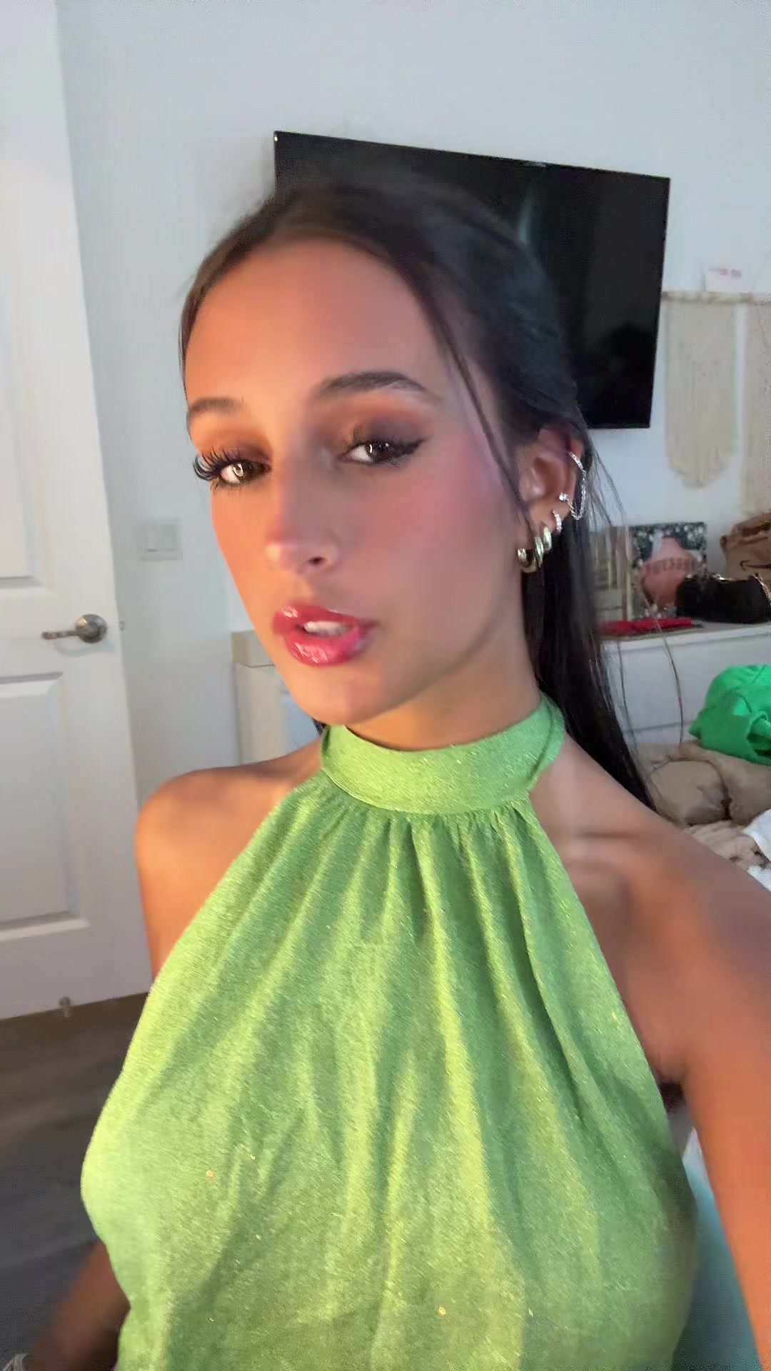 @avaluelleee