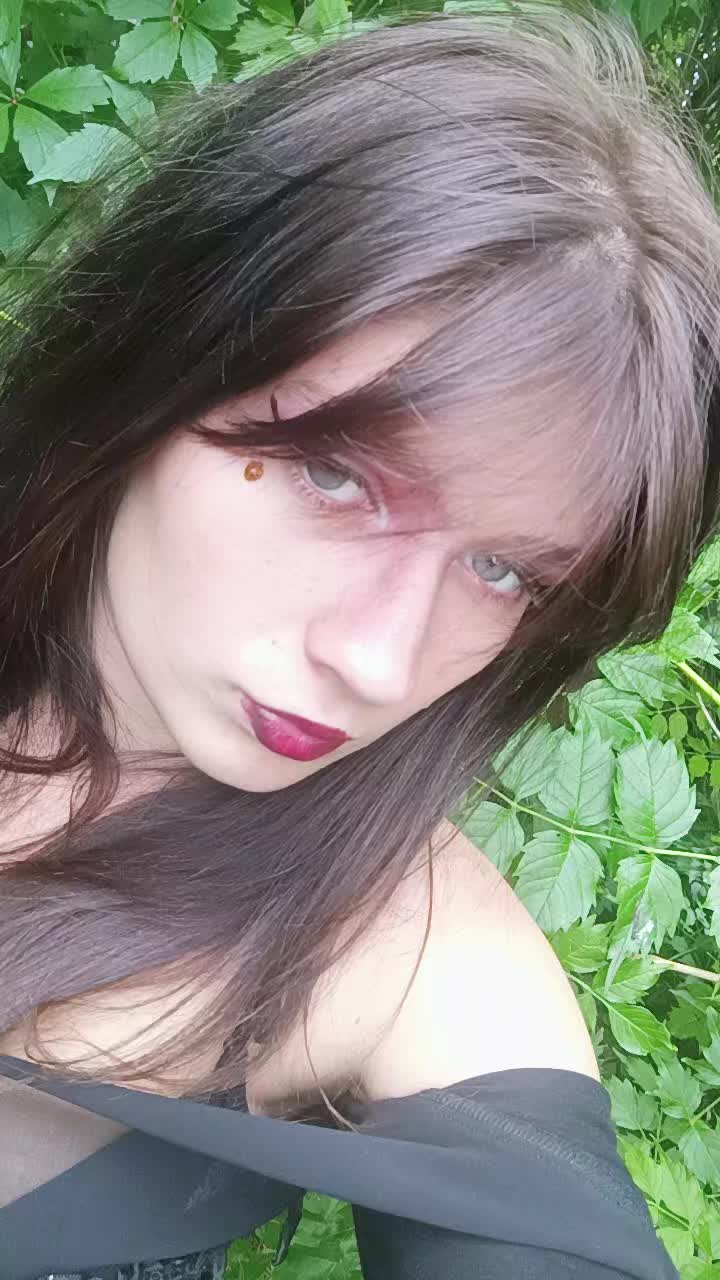 @𝑀𝑒𝑟𝑐𝑖 🇫🇷🥐