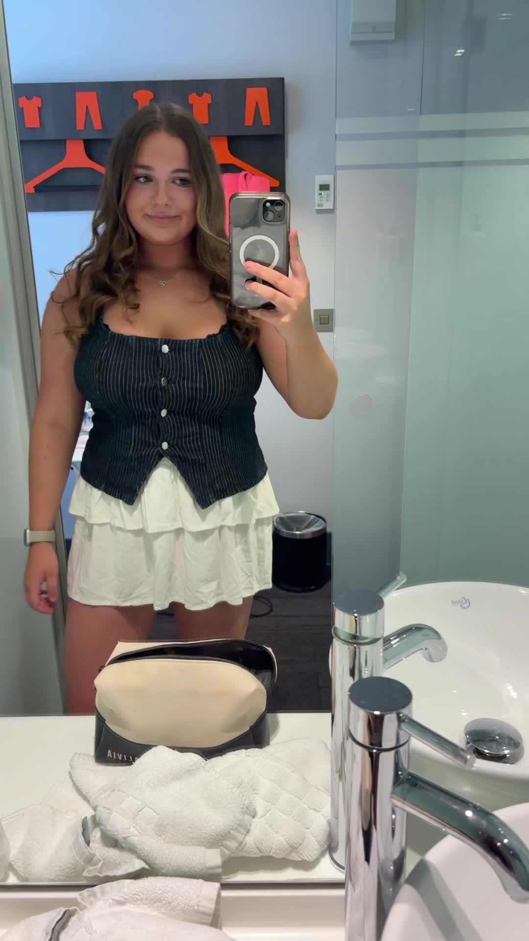 @Roisín