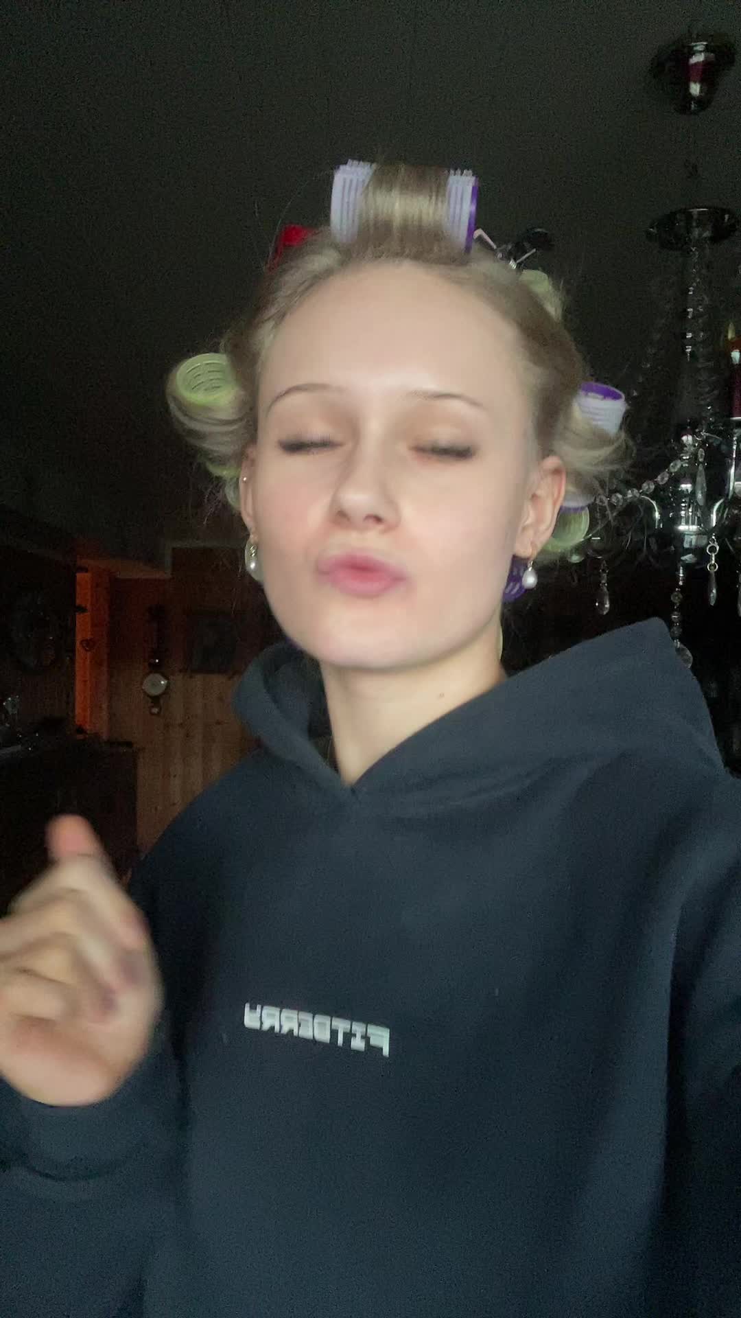 @AMALIE SYNNØVE 🪽