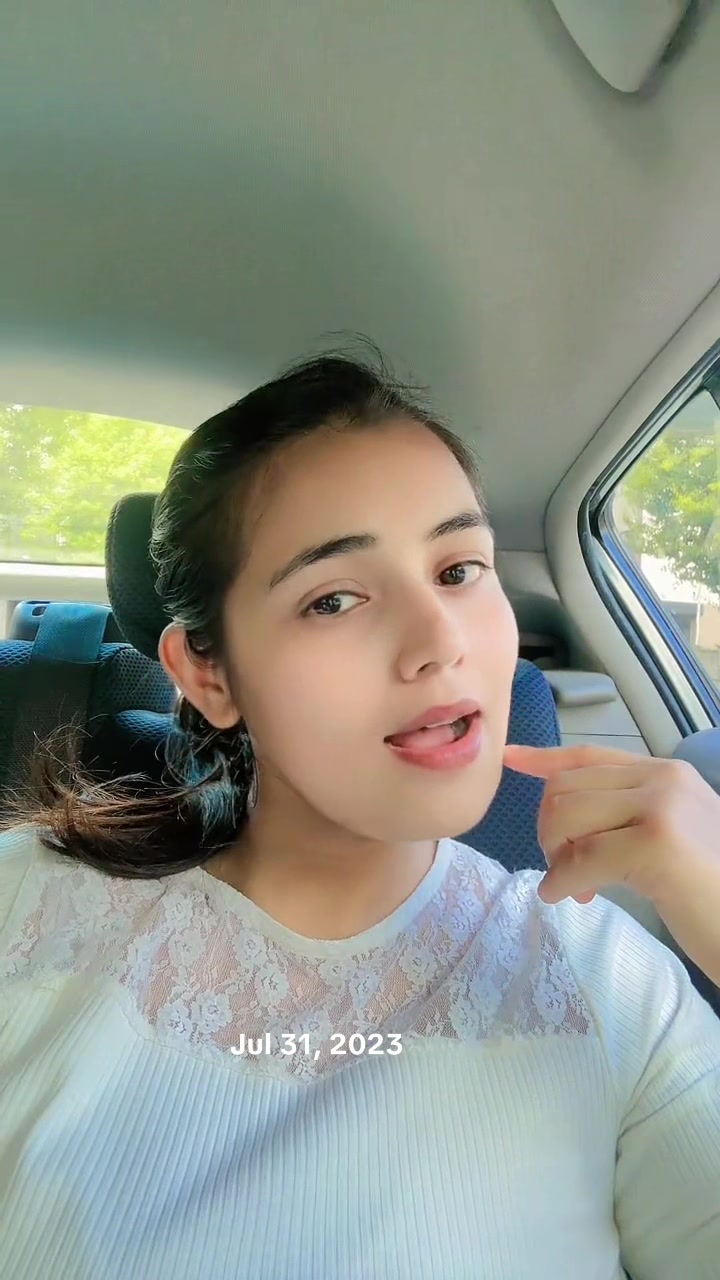 @Komal🌸