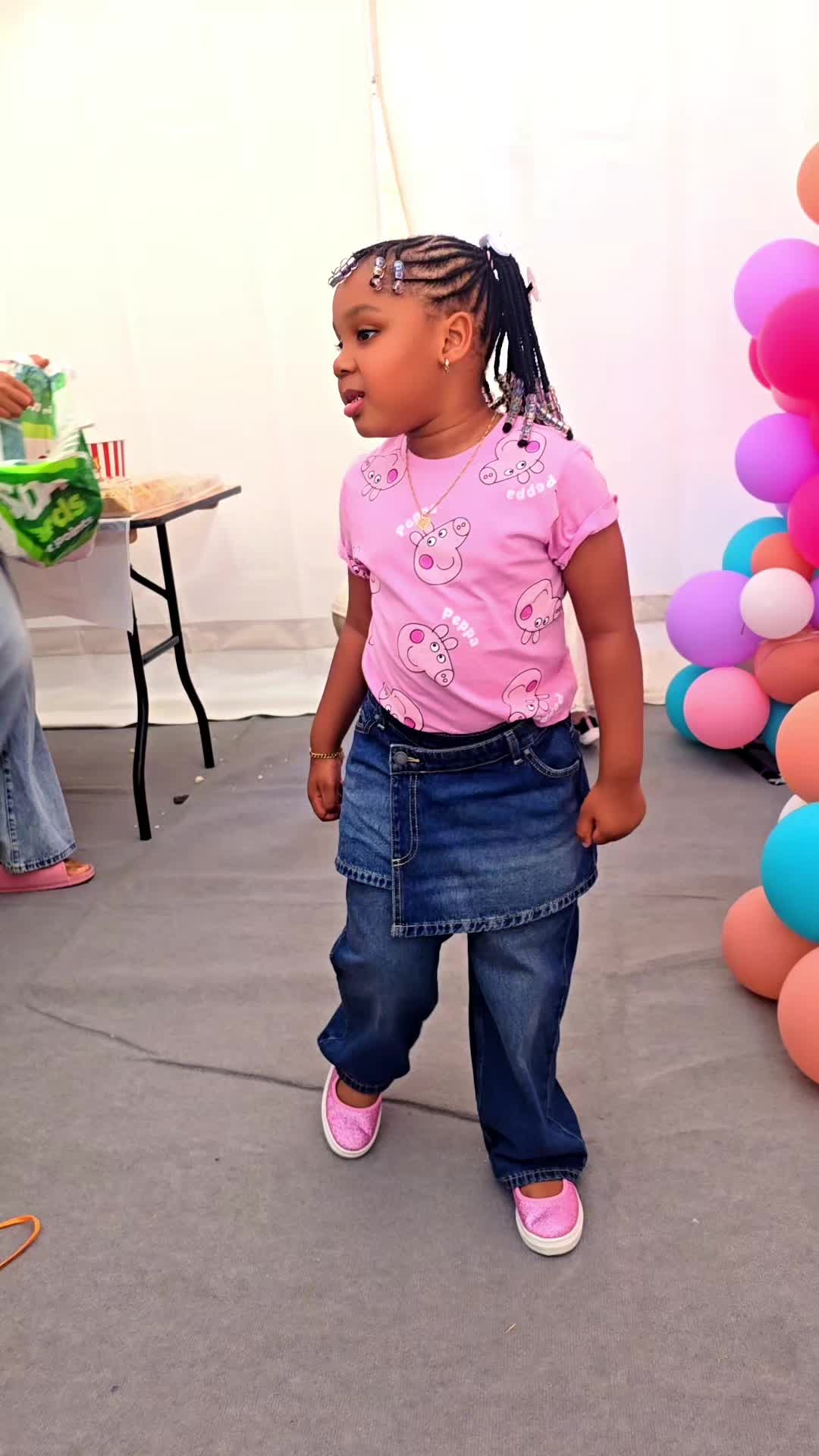@SMALL MADAM